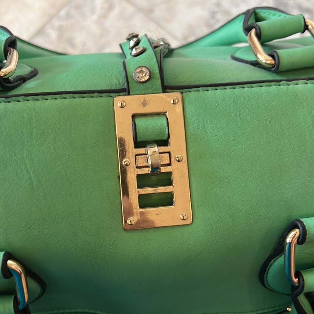 3 Purses In One. All Leather Handbag View 5